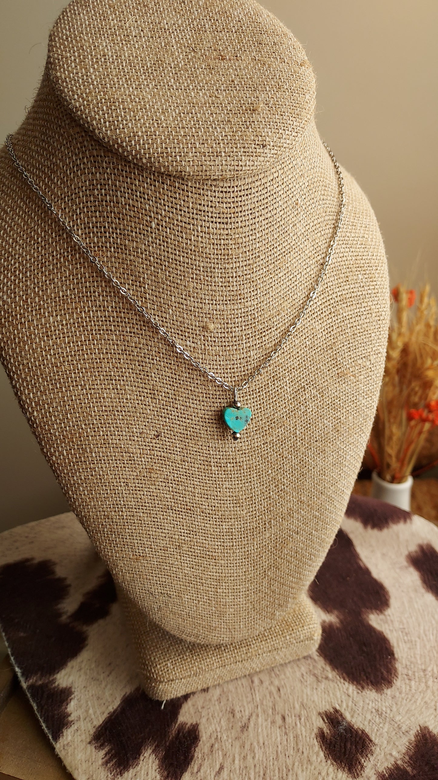 Seeing turquoise necklace