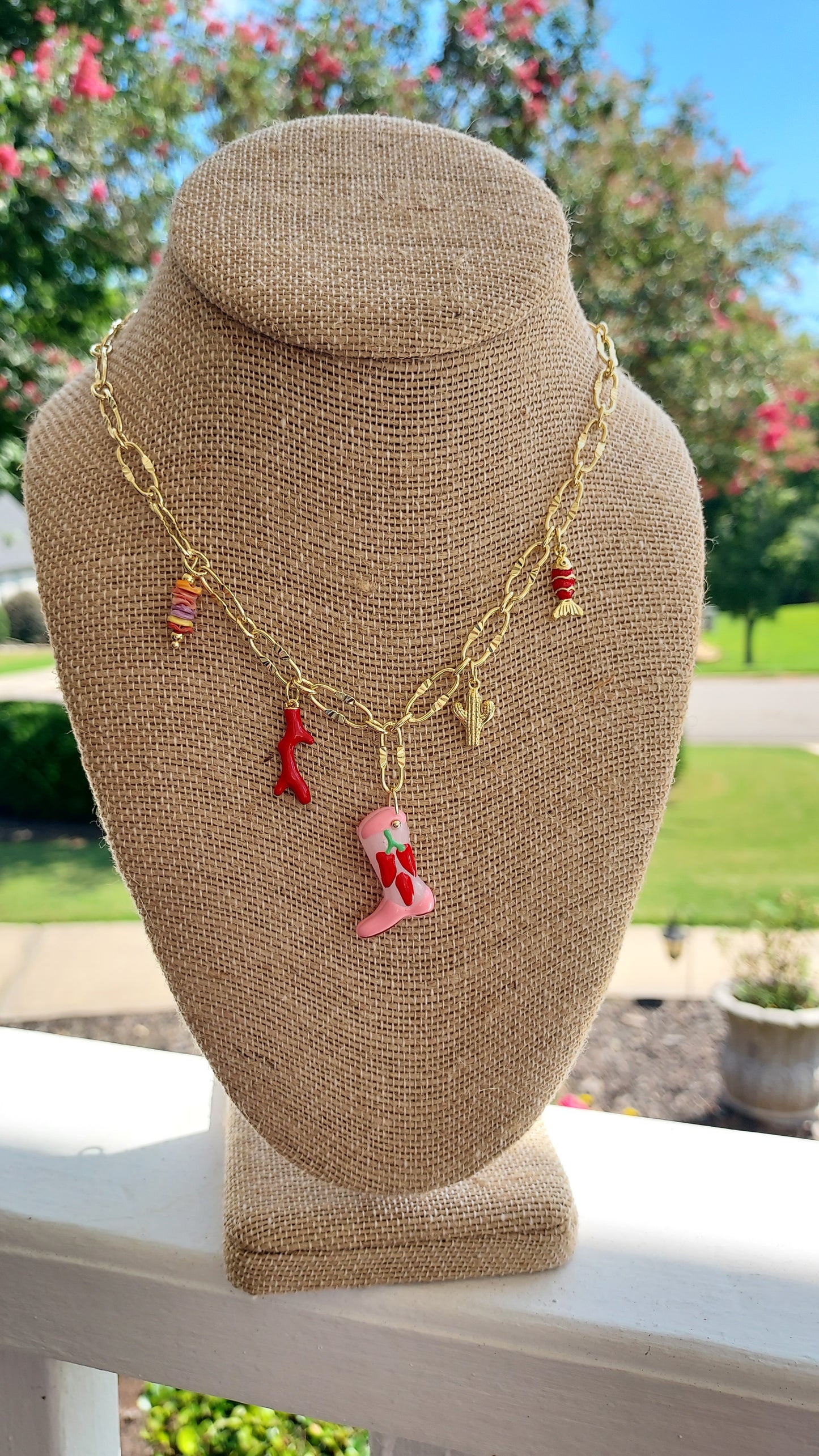Lady Rossa Charm necklace