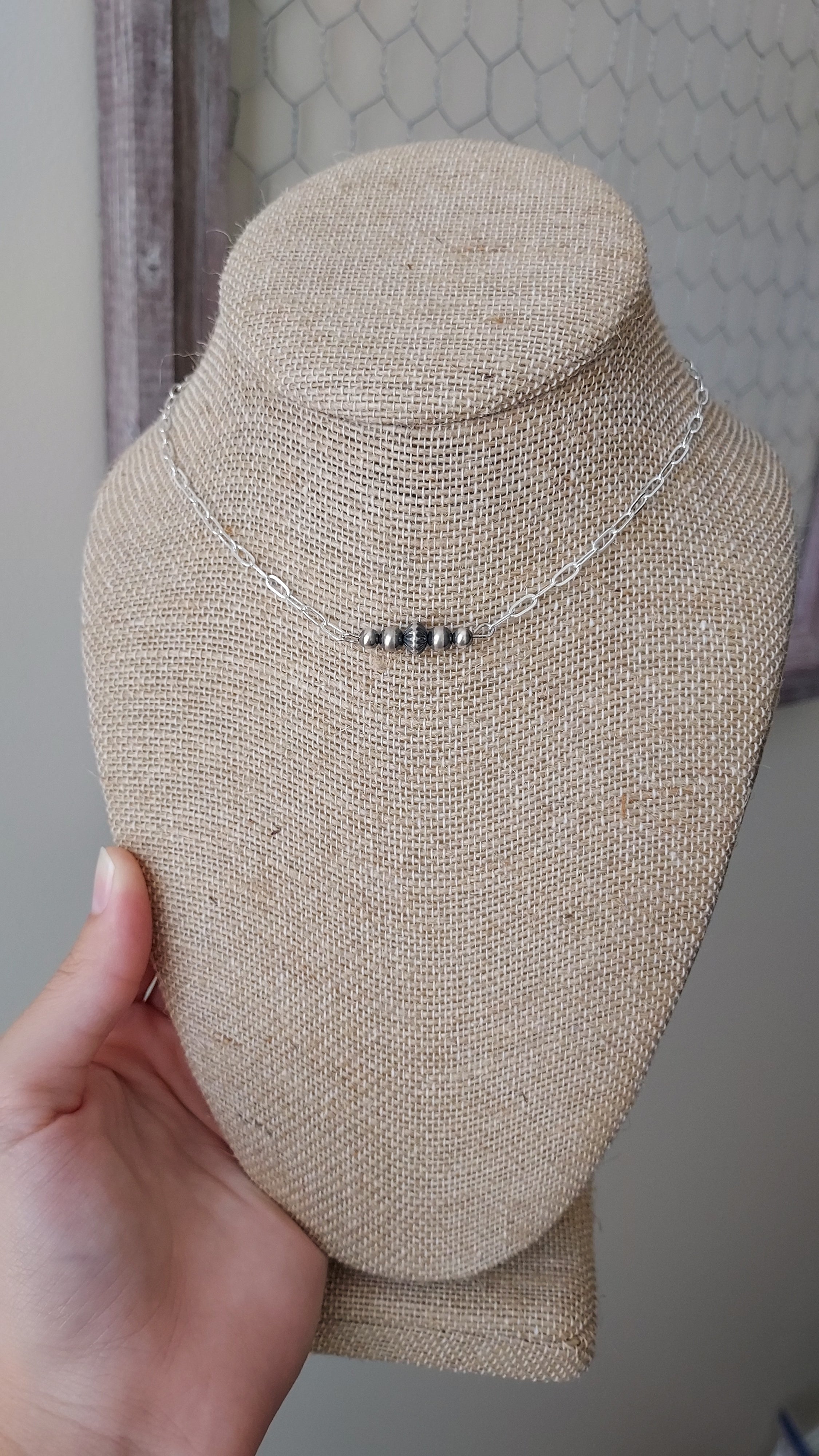 Downtown choker
