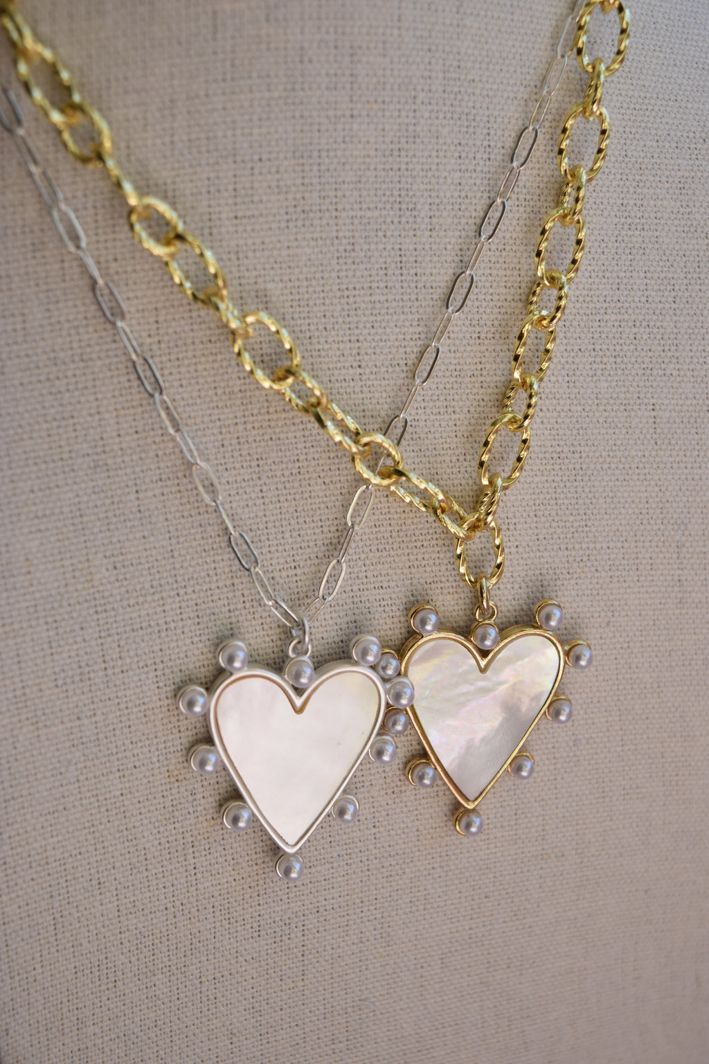 Dainty heart pendant necklace