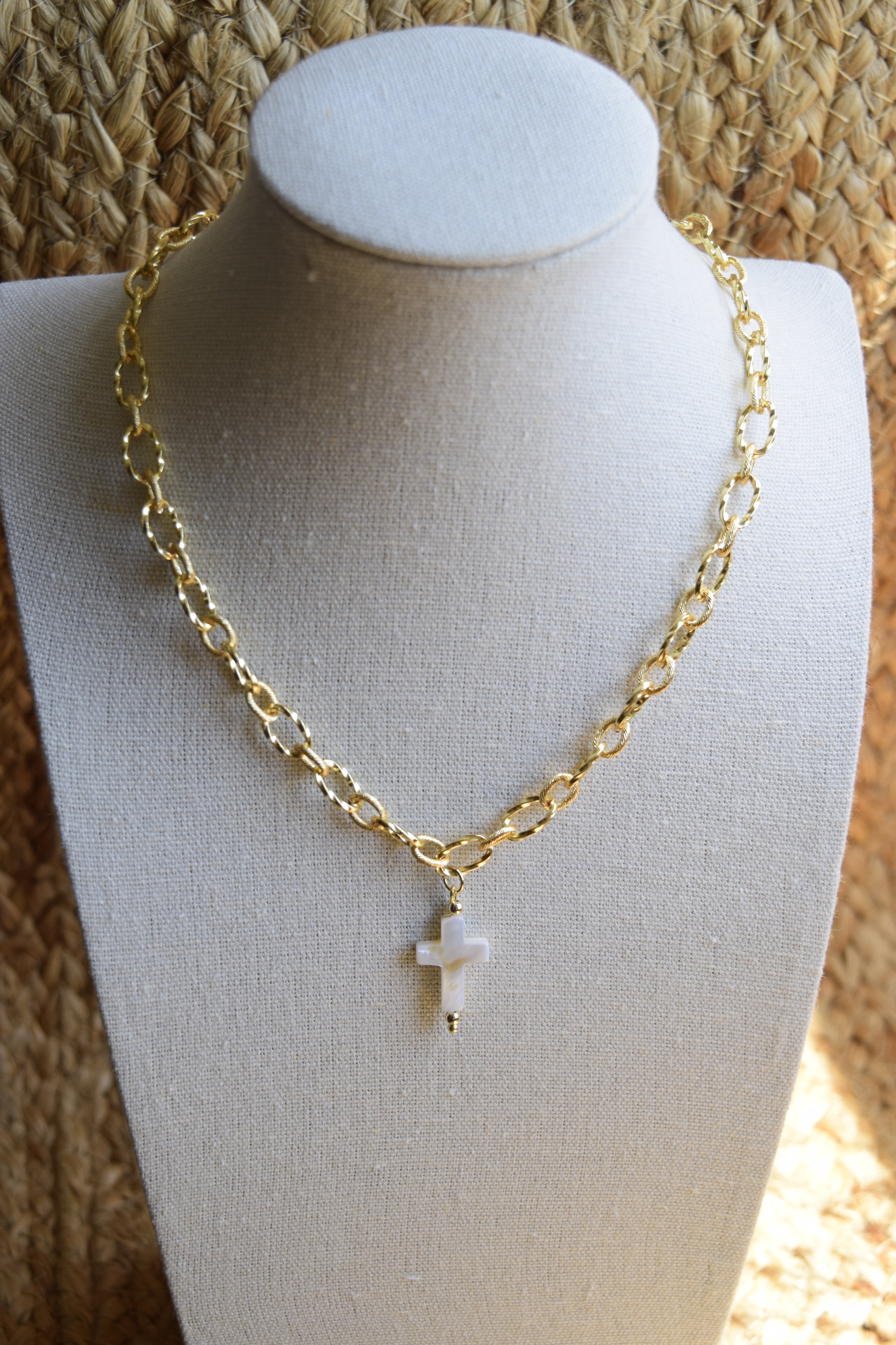 Jesus loves you necklace