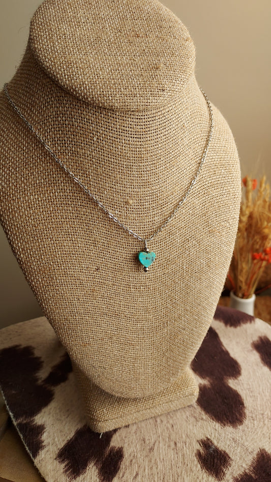Seeing turquoise necklace