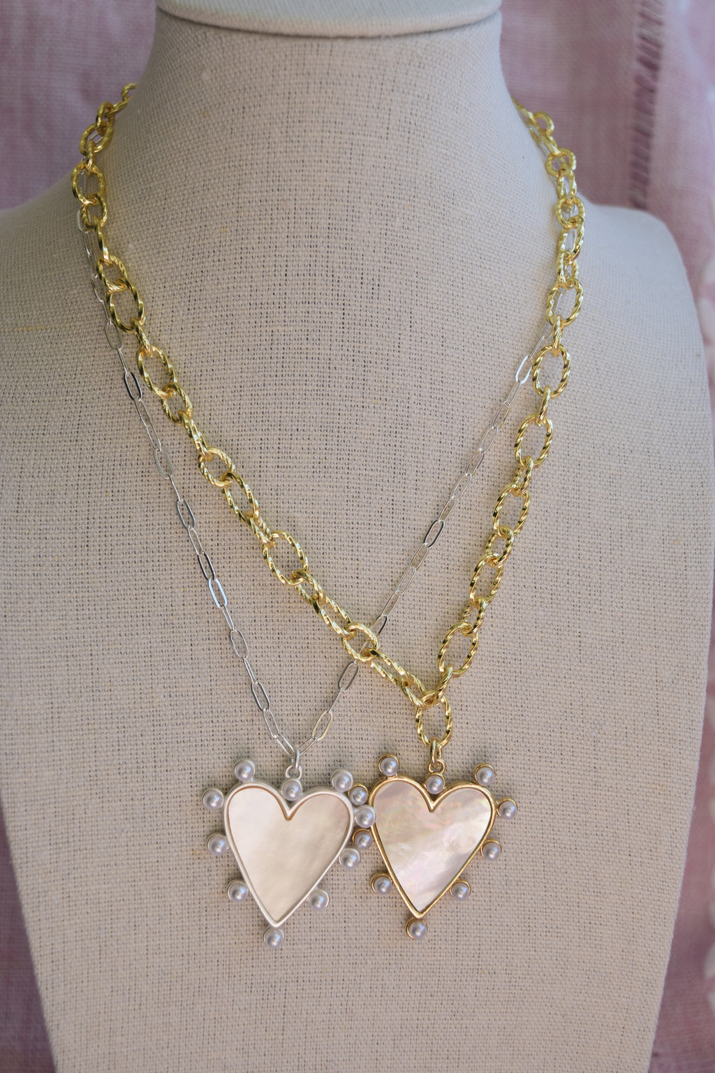 Dainty heart pendant necklace