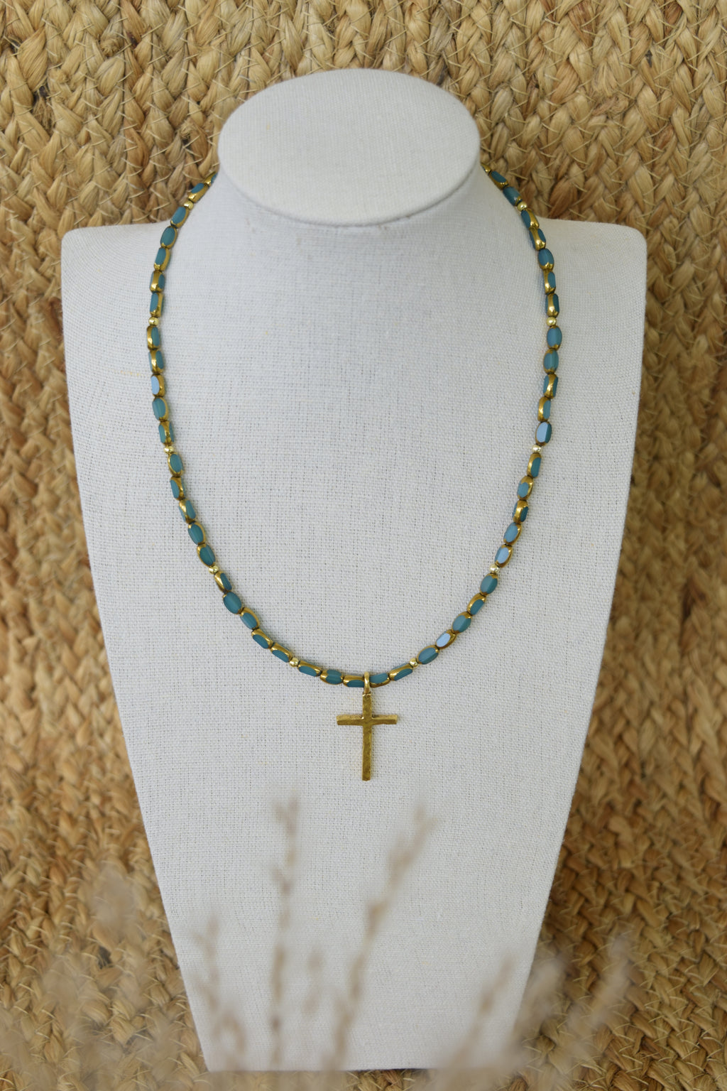 Eyes on Jesus Necklace