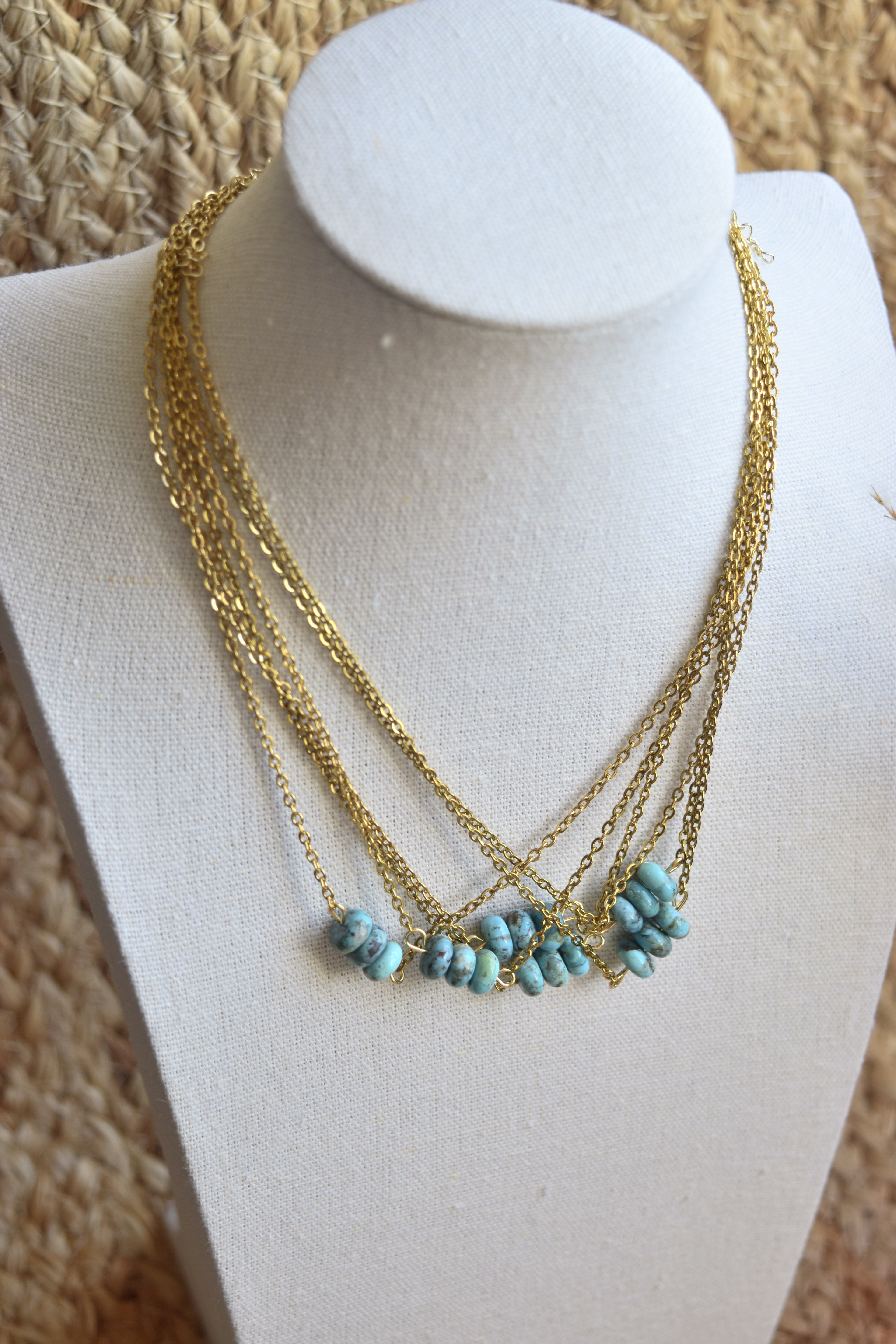 Golden coast choker