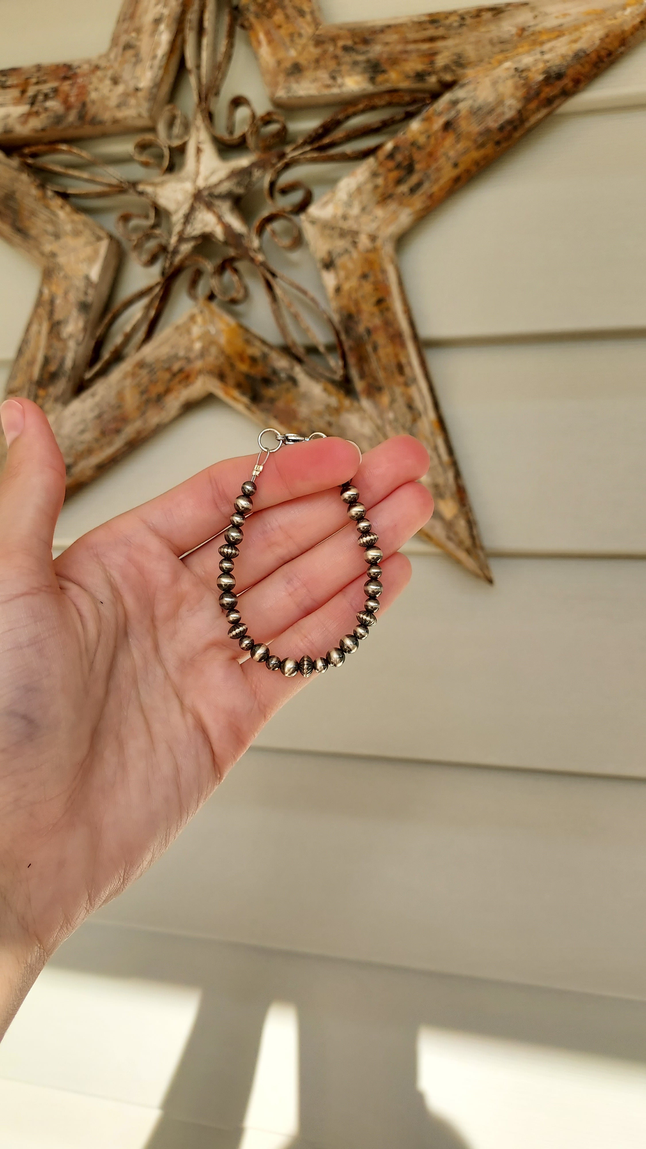 The Anne bracelet