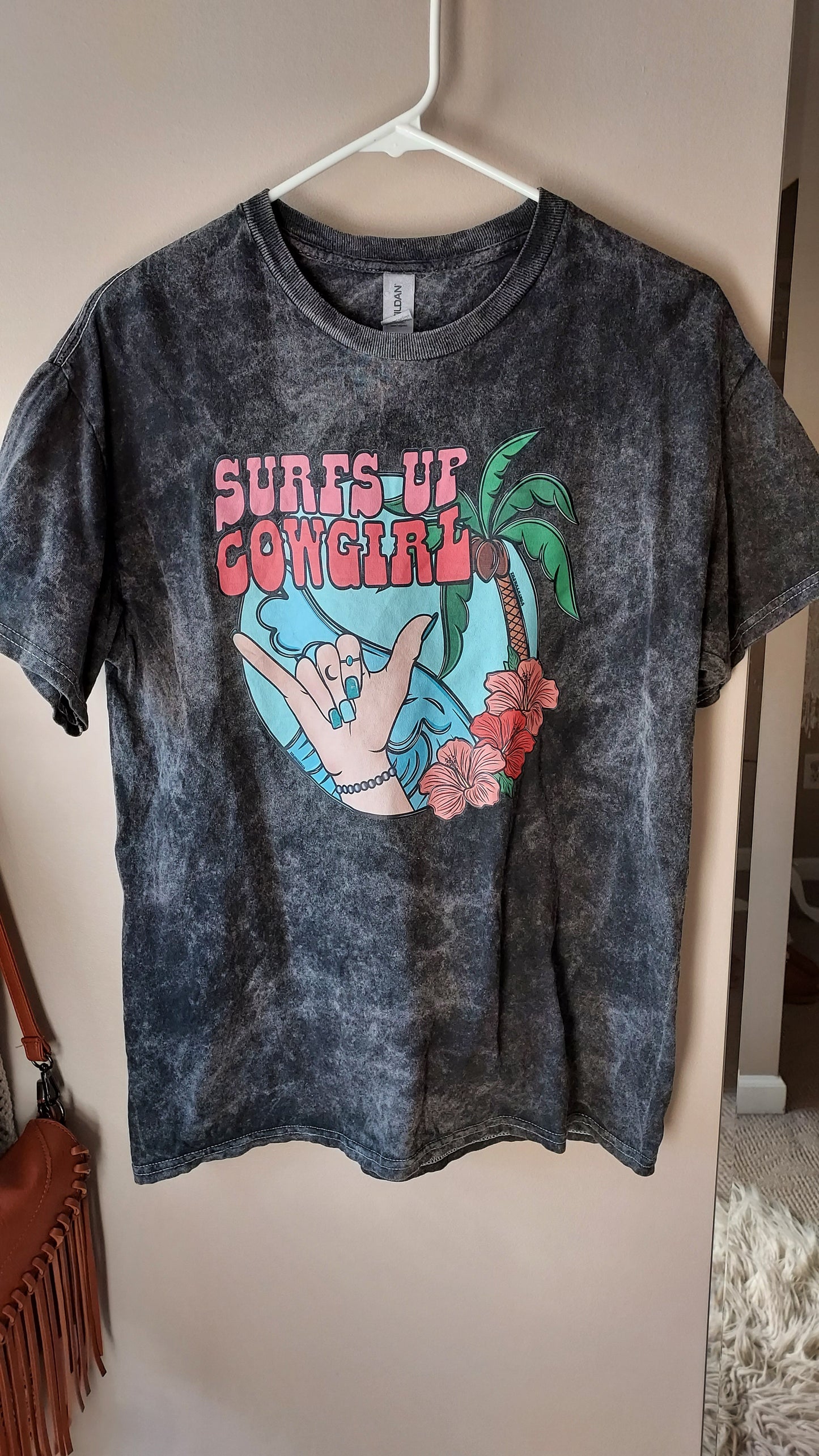 Surfs up cowgirl tee