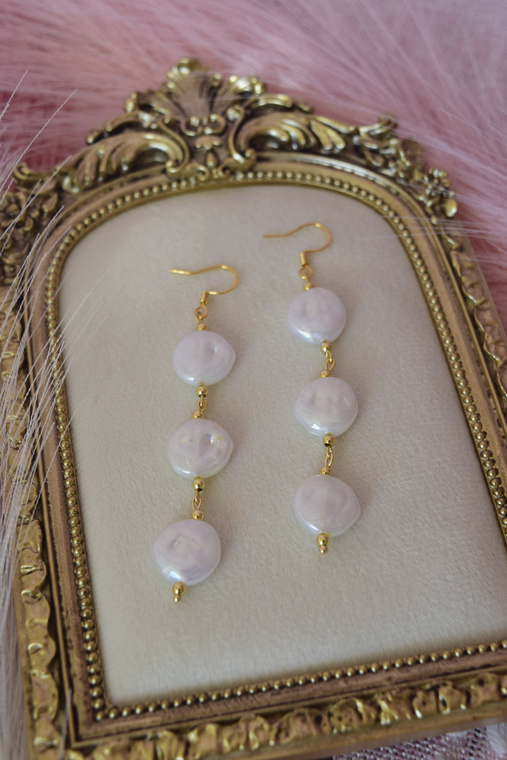 Pearly for you in gold