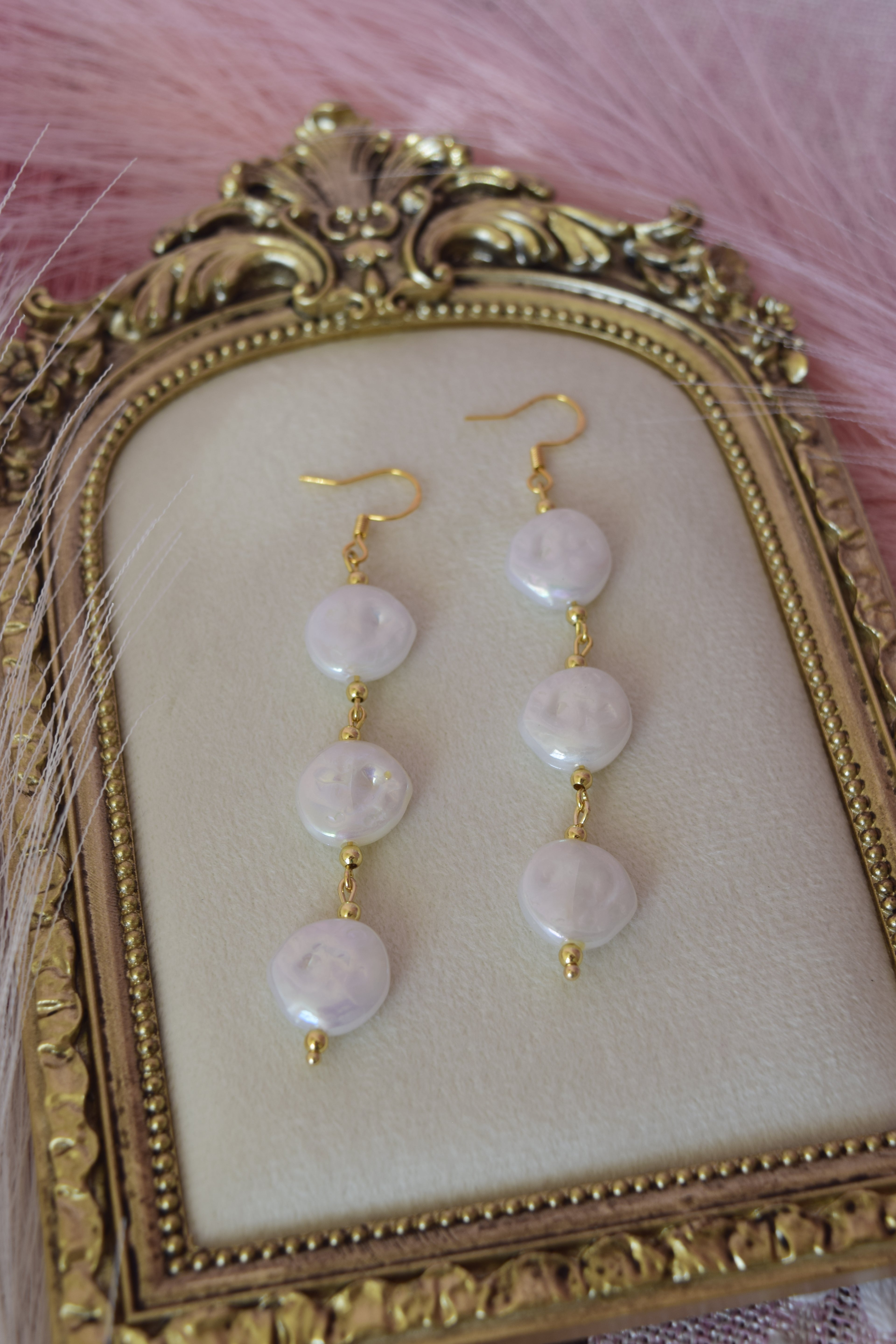 Pearly for you in gold