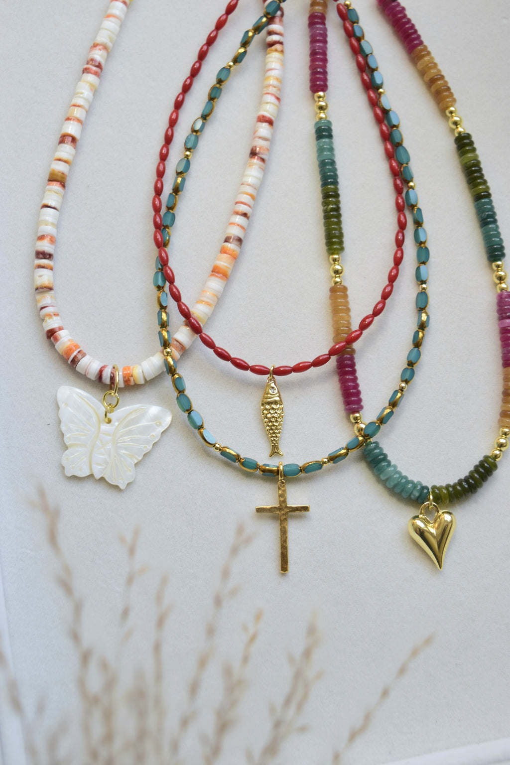 Butterfly Cove -Spiny Oyster & Mother of Pearl necklace