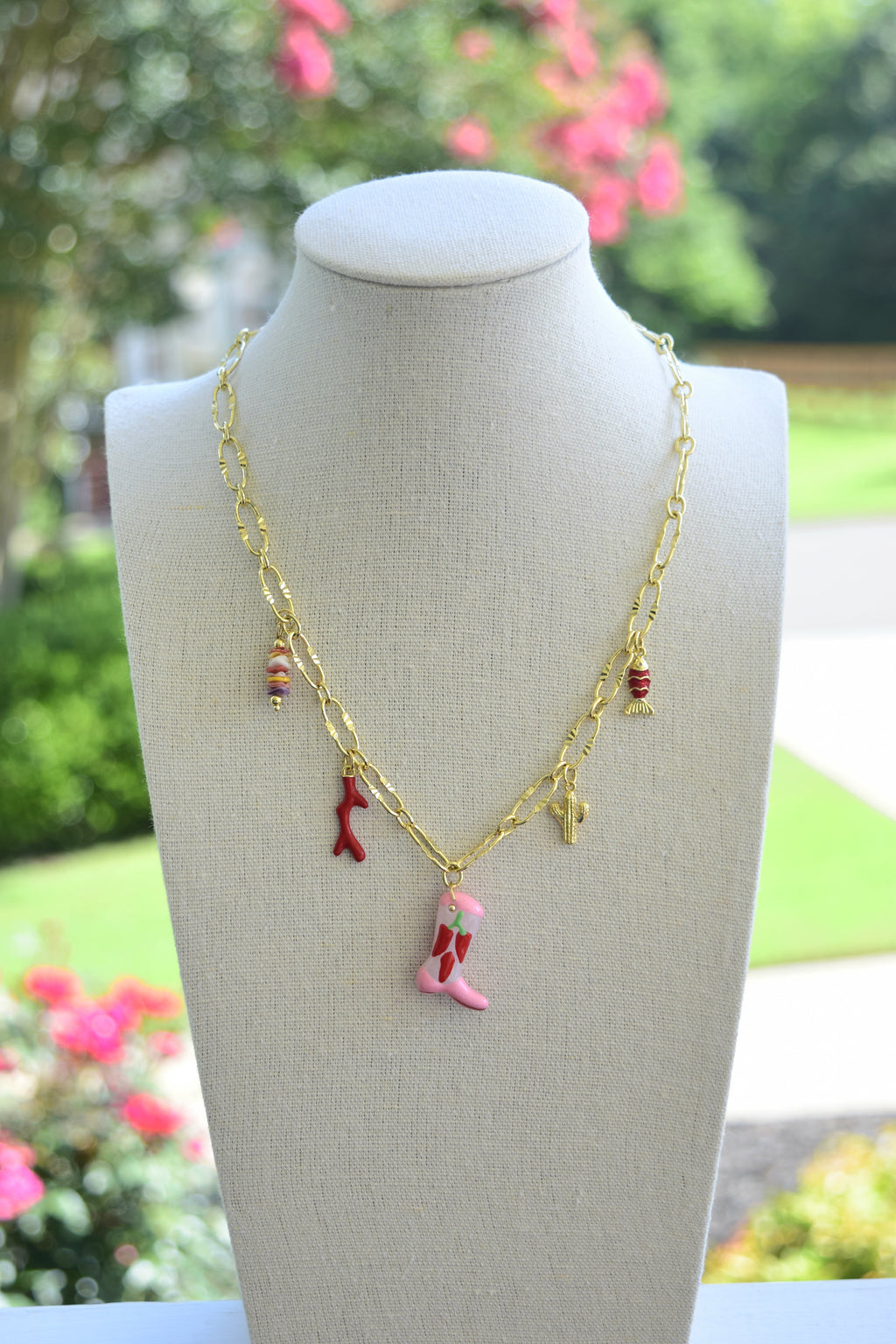 Lady Rossa Charm necklace