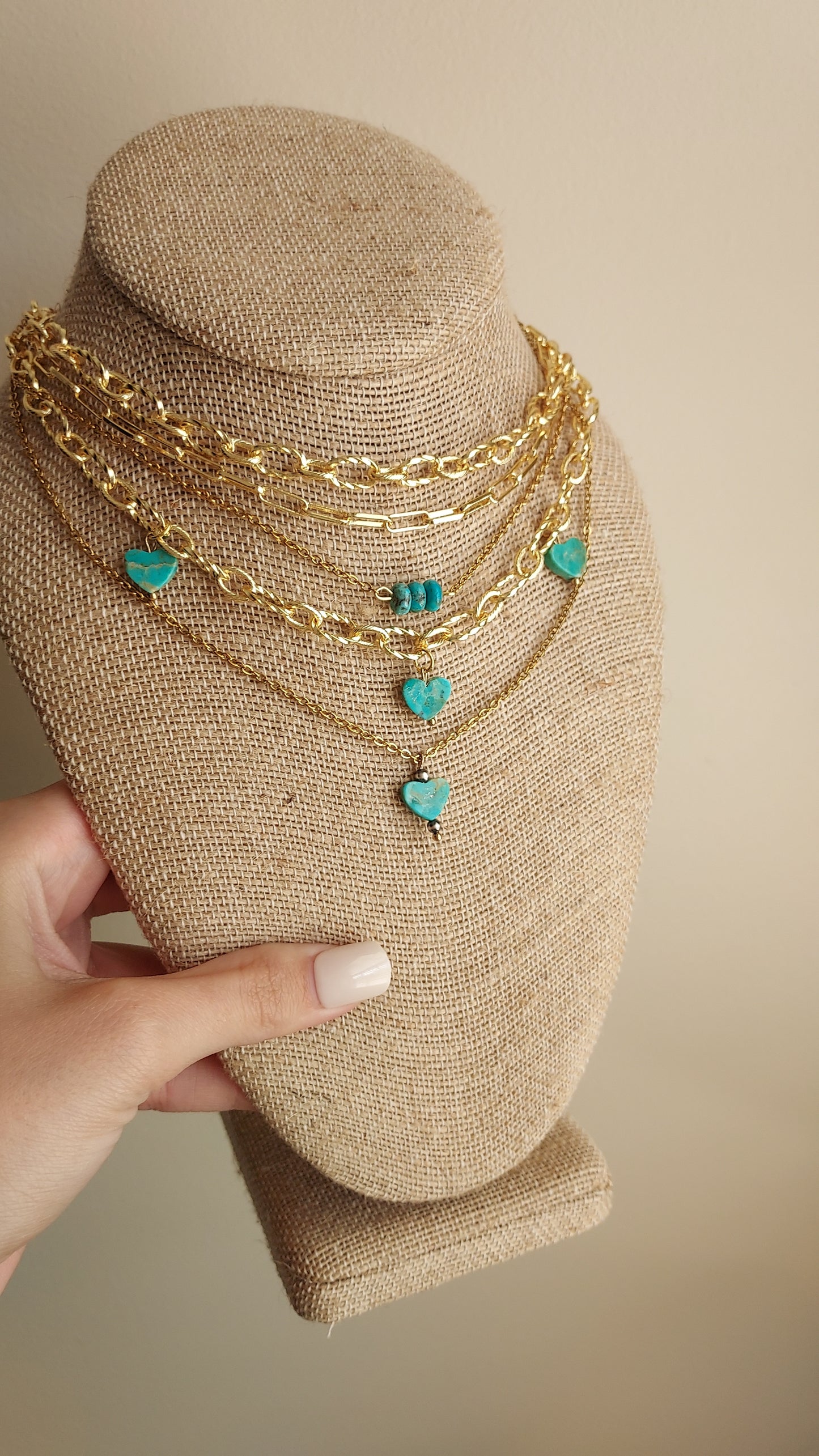 Golden coast choker