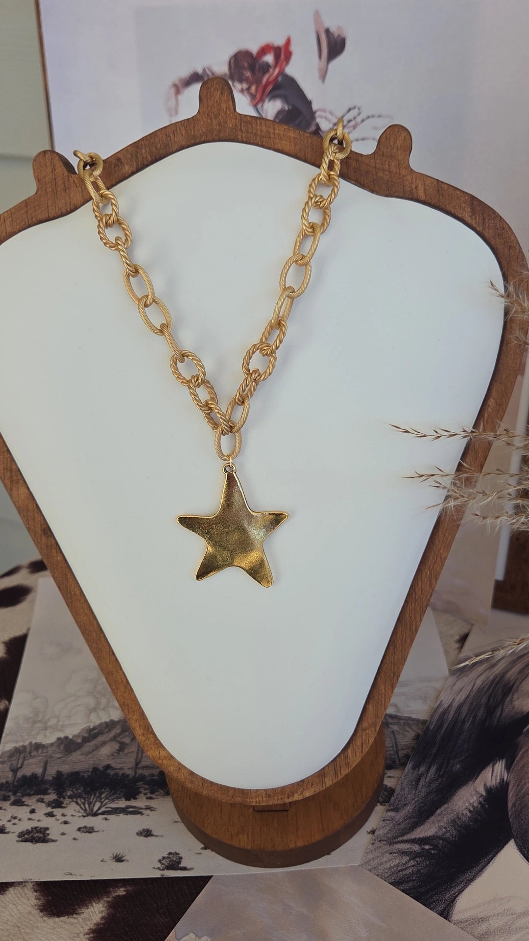 Shoot for the Stars Statement Necklace