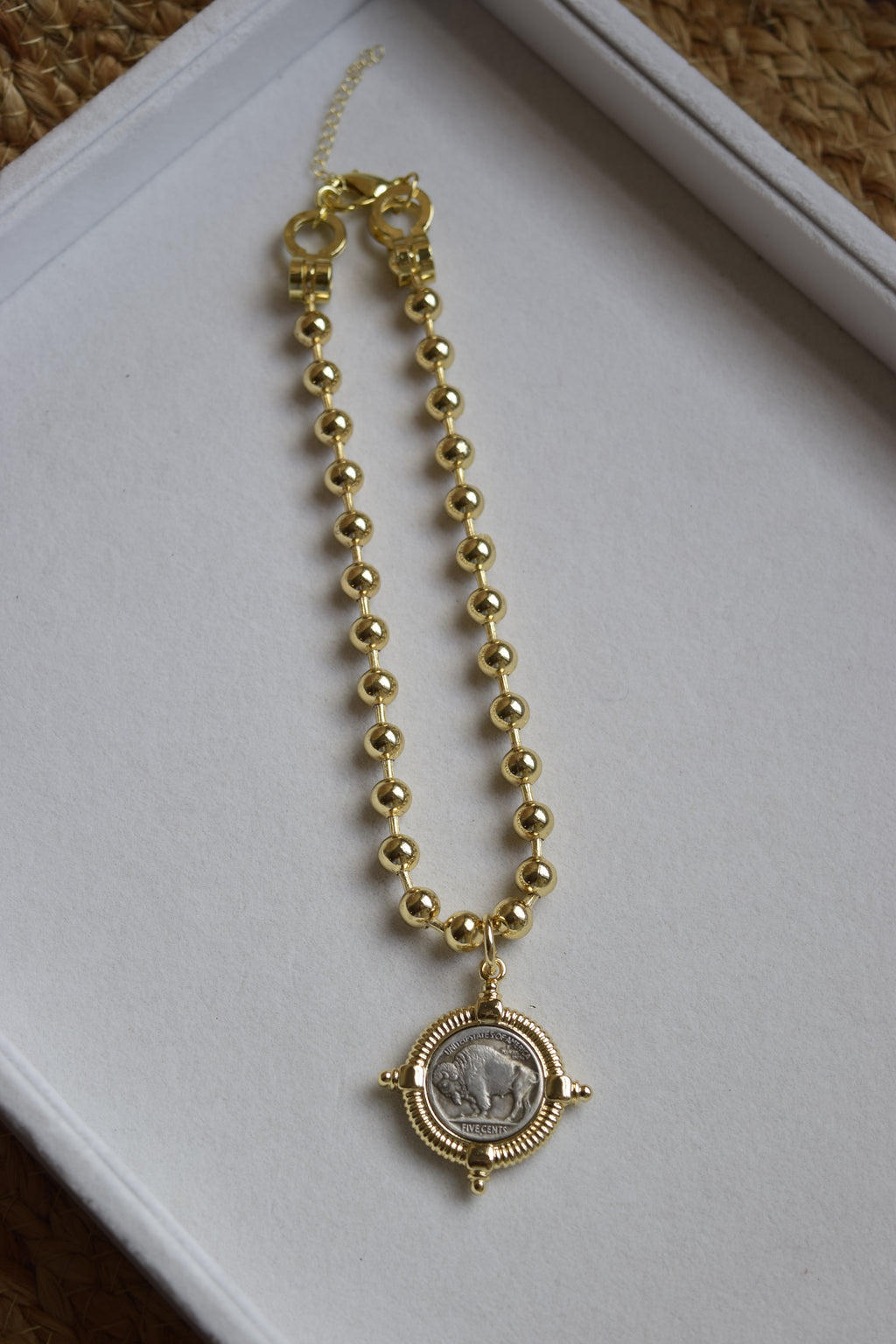 Buffalo coin pendant necklace