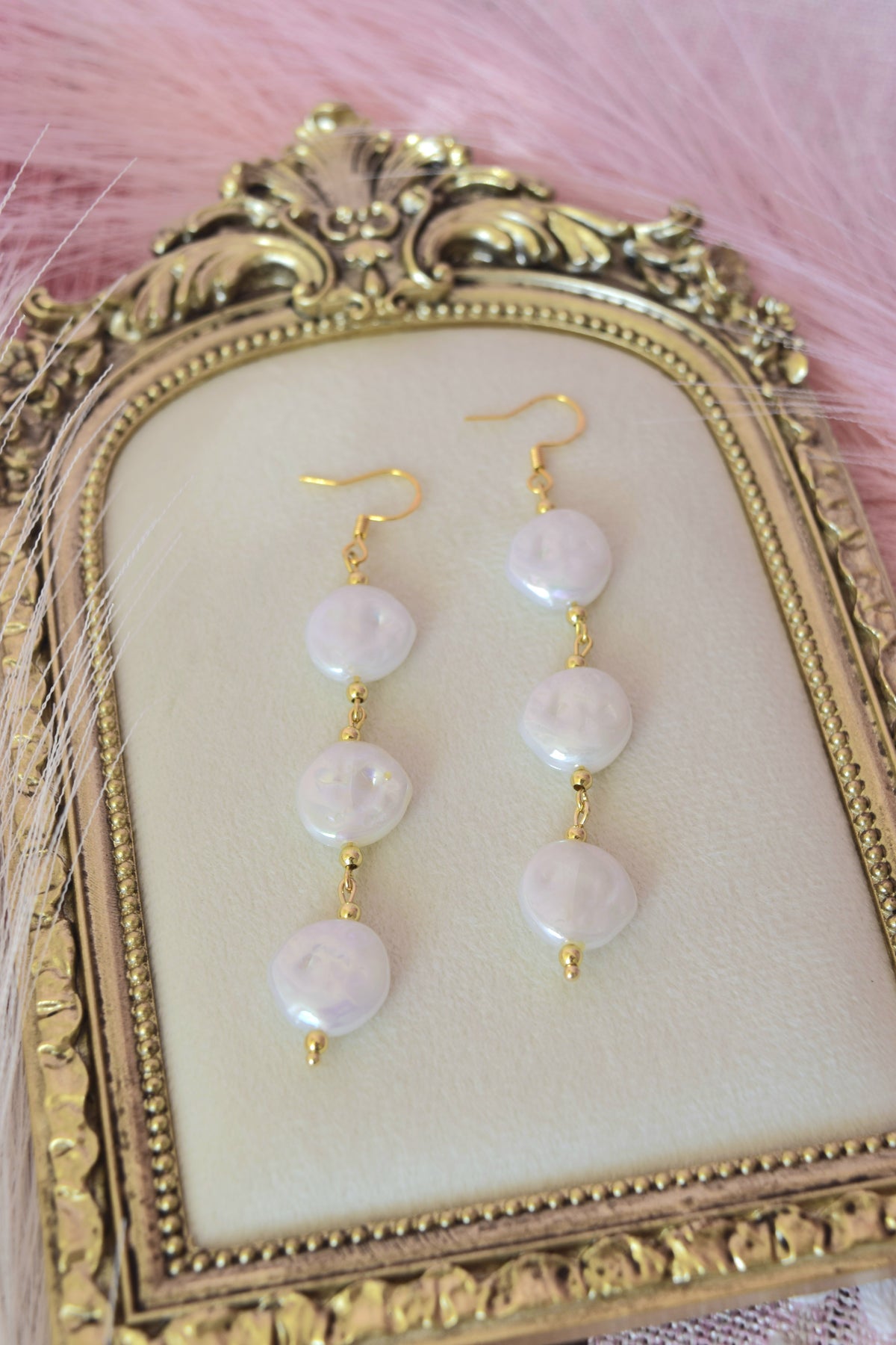 Pearly for You in Gold