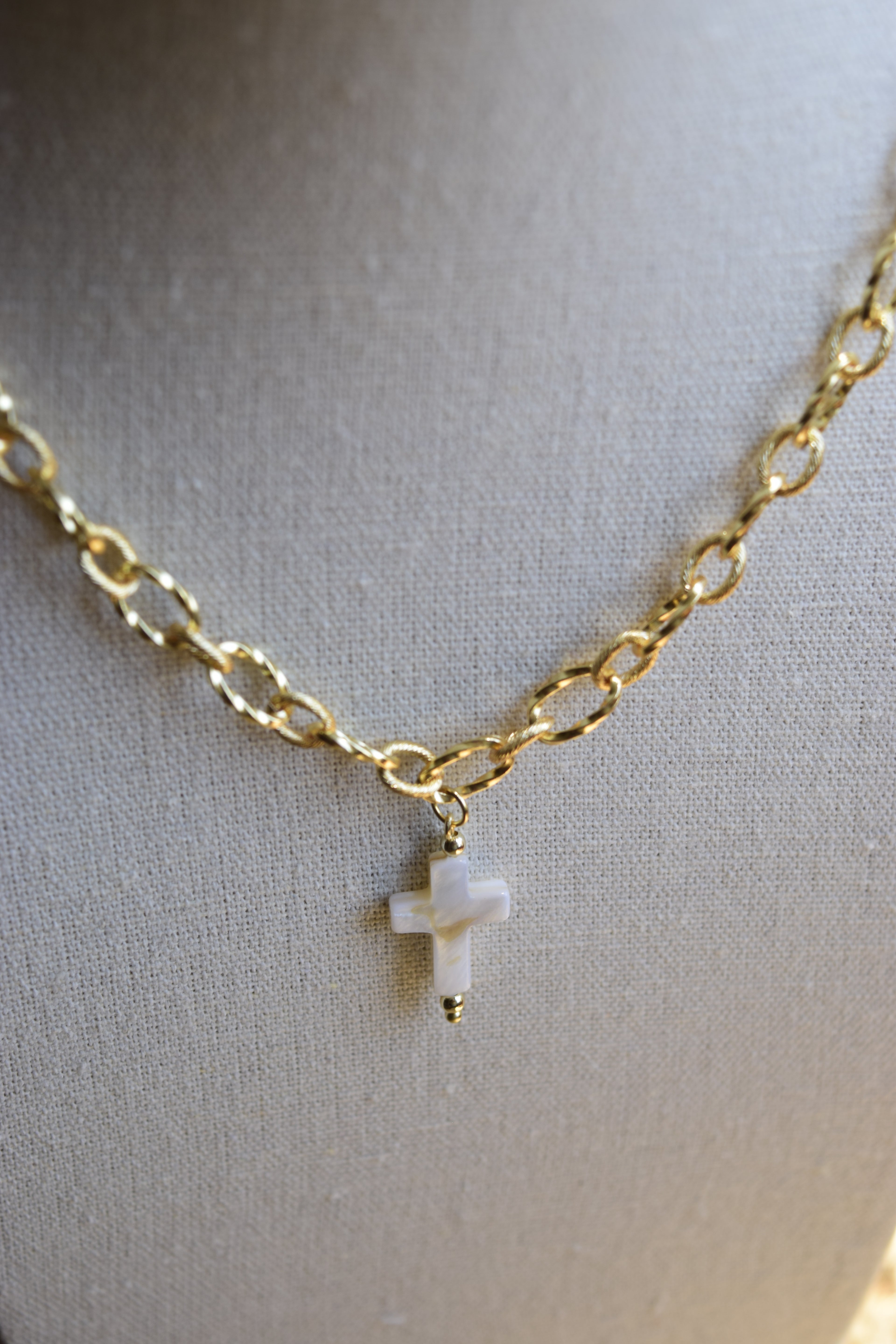 Jesus loves you necklace
