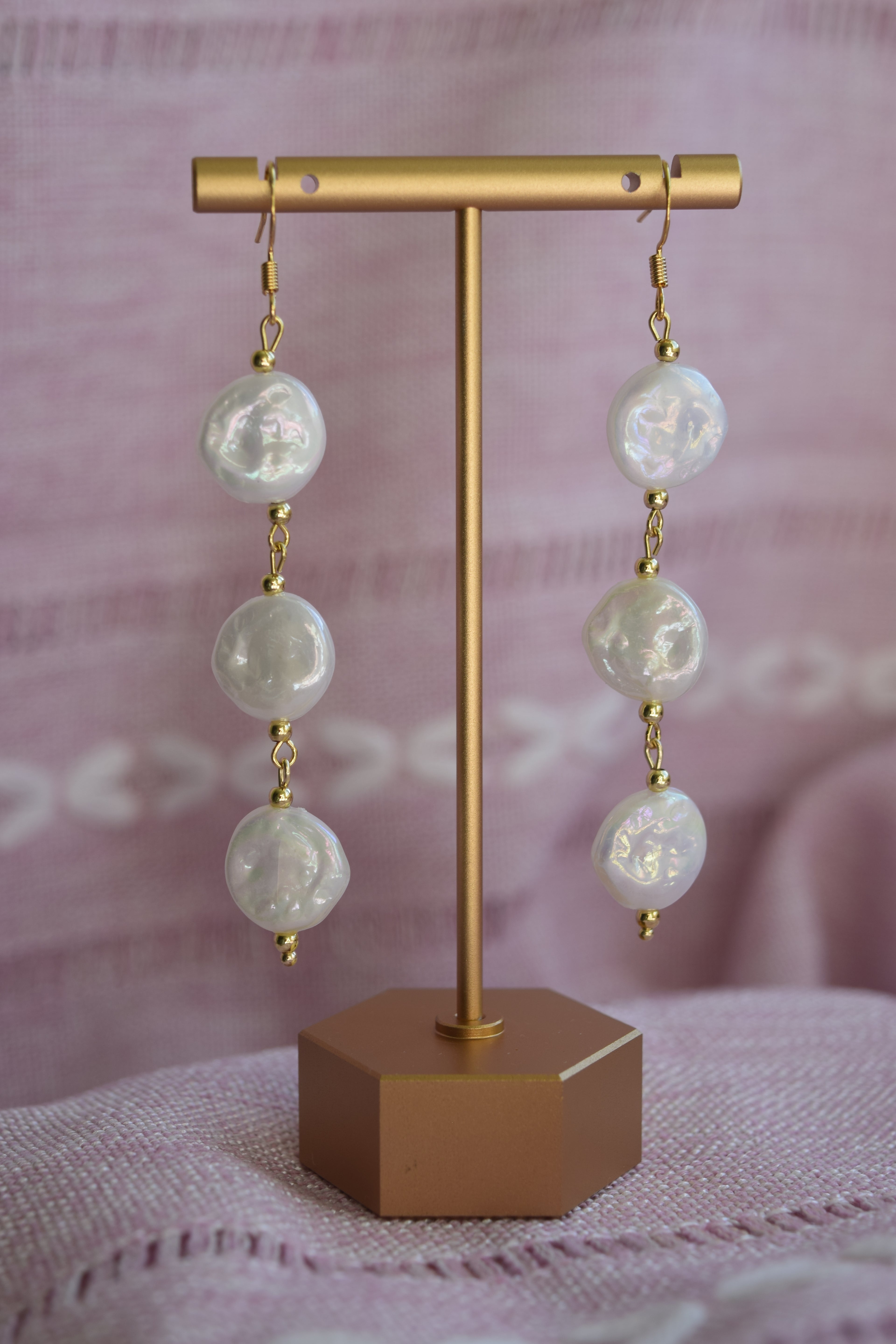 Pearly for you in gold