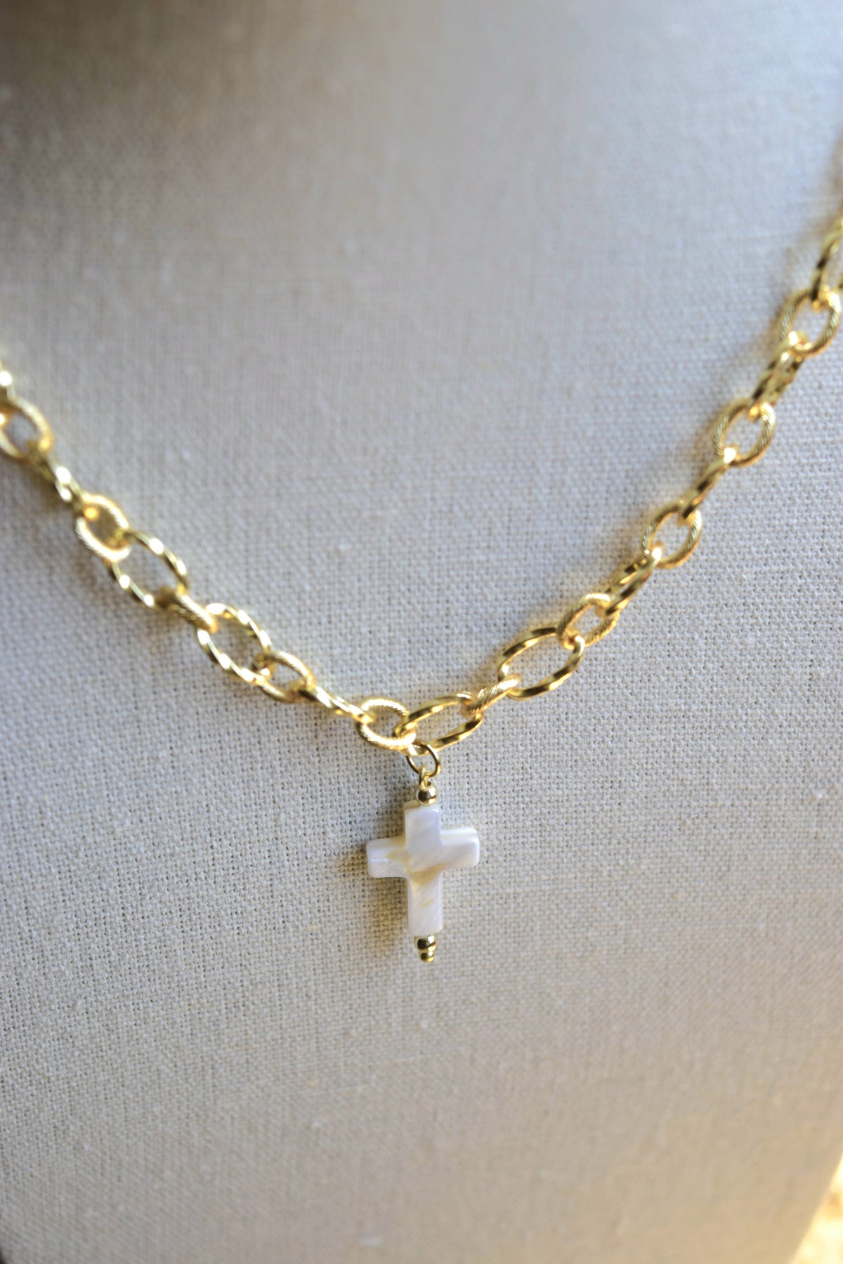 Jesus loves you necklace