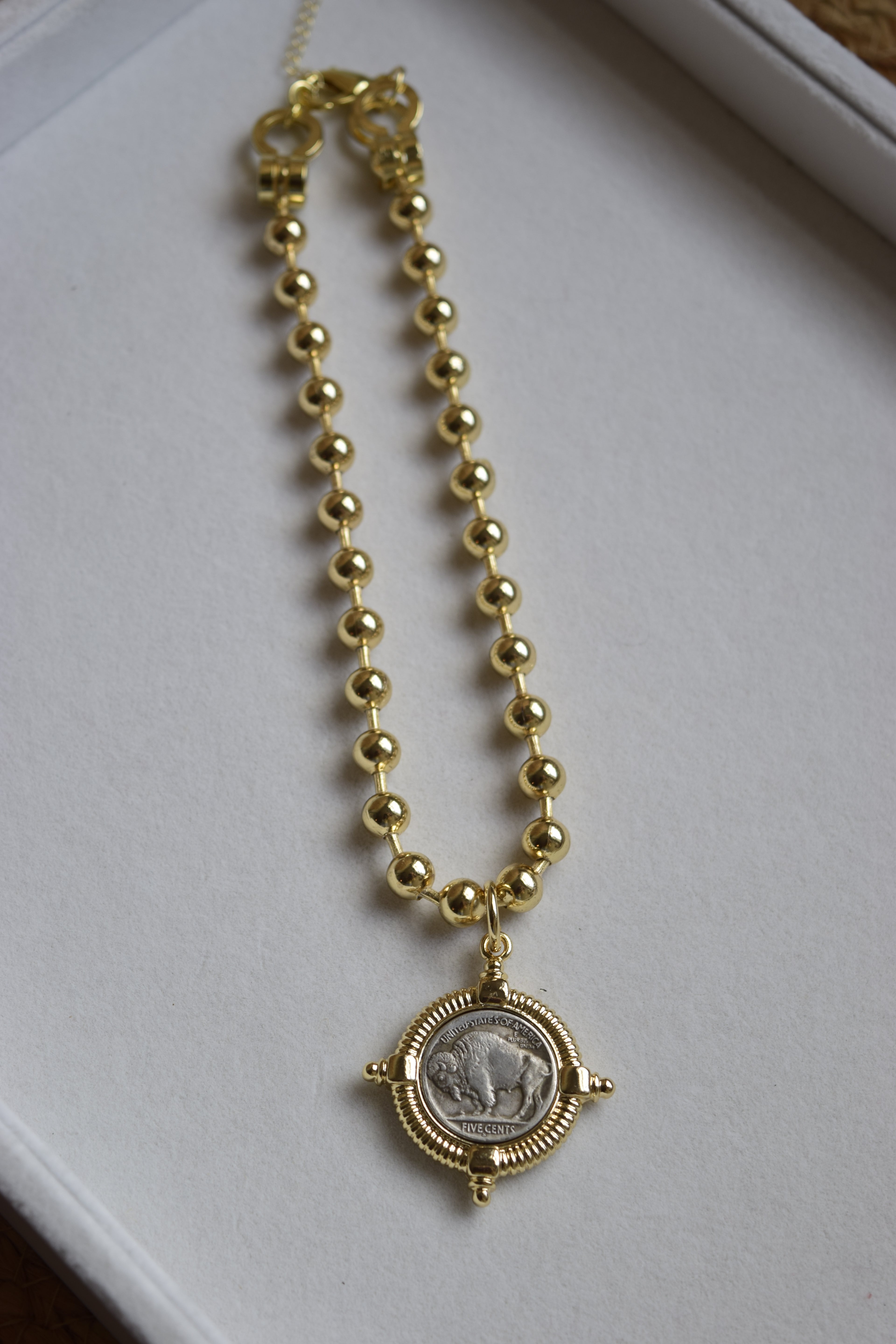 Buffalo coin pendant necklace