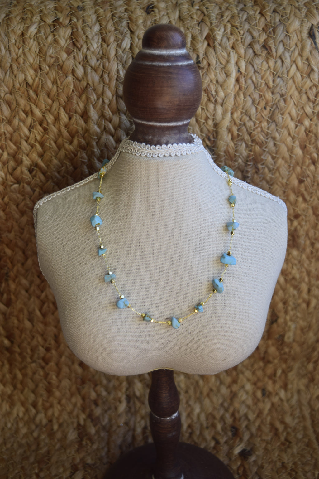 Golden Coast choker