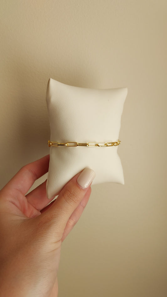 18k gold plated paperclip bracelet