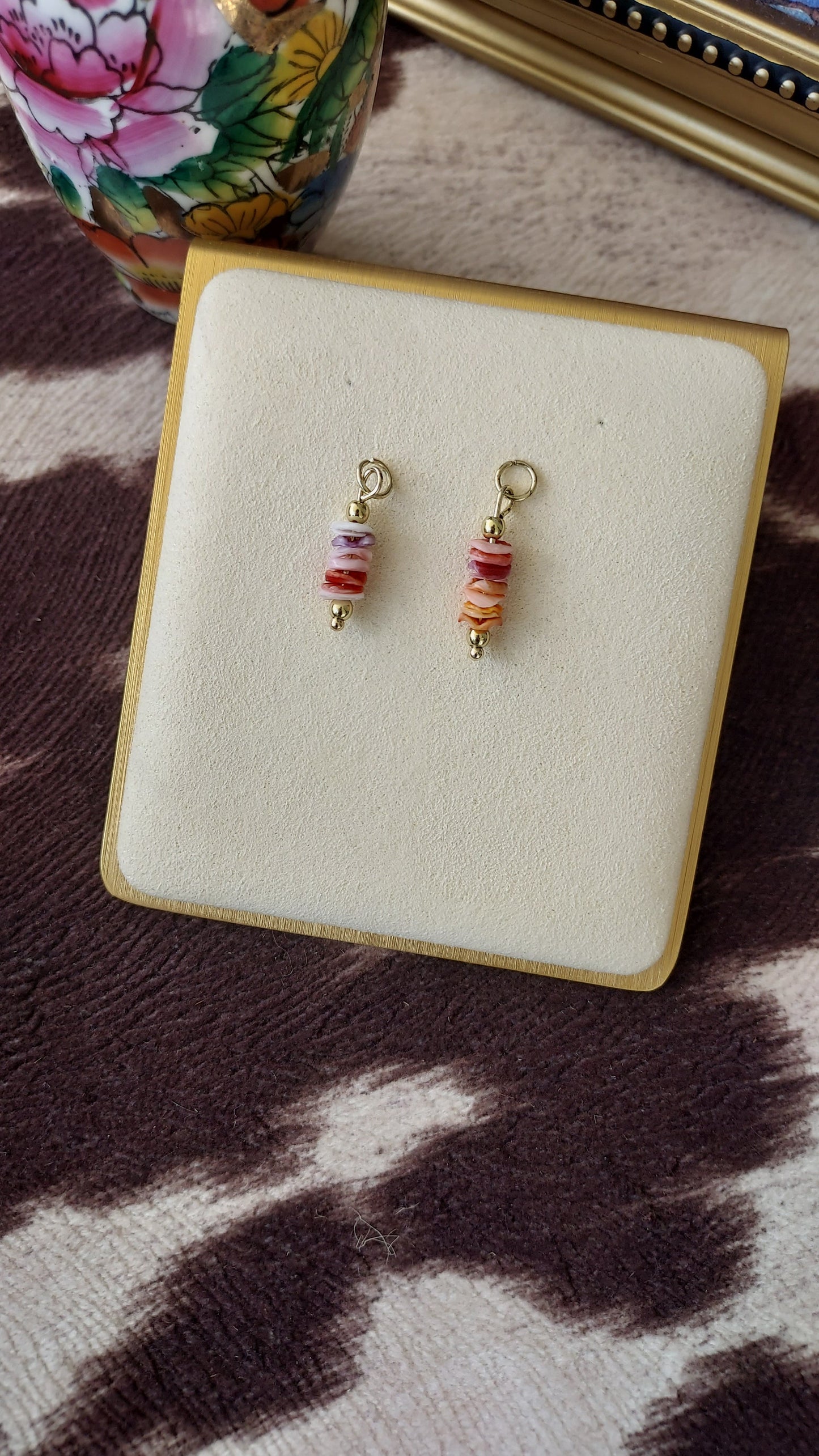 Golden il Lido dangles