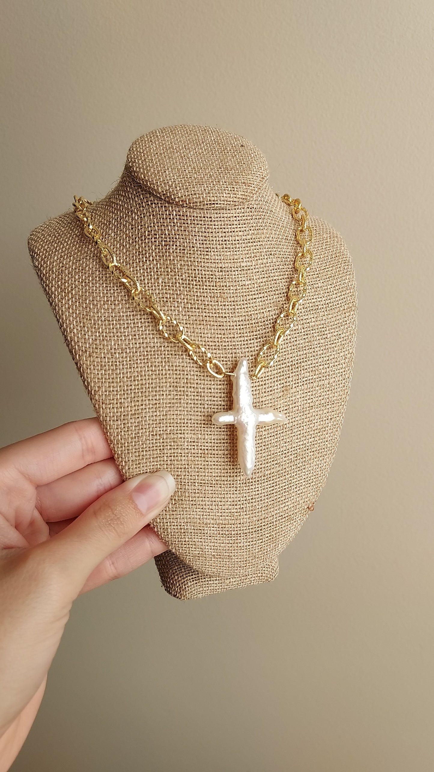 Jesus loves you necklace