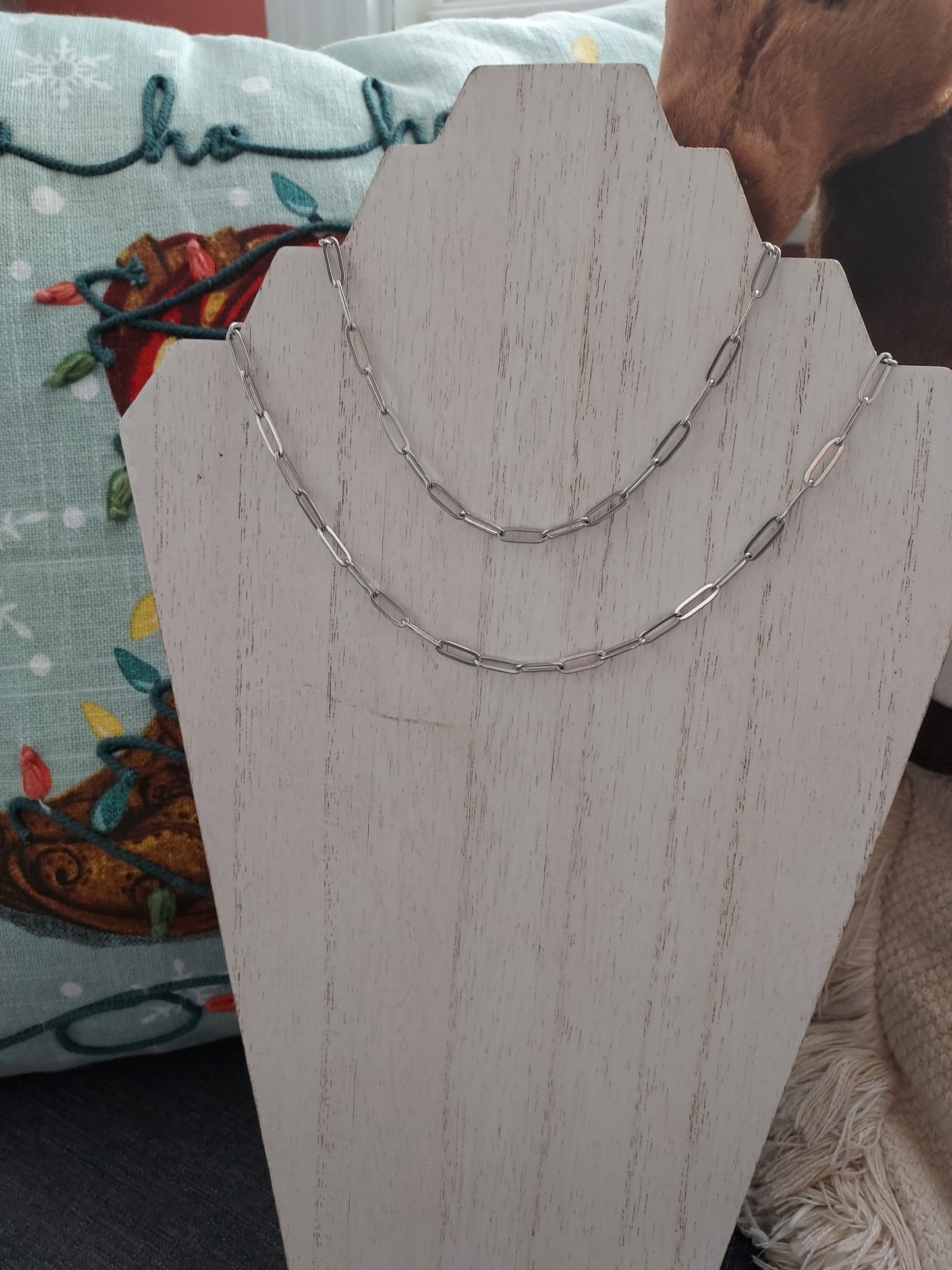 Simple paperclip chain choker